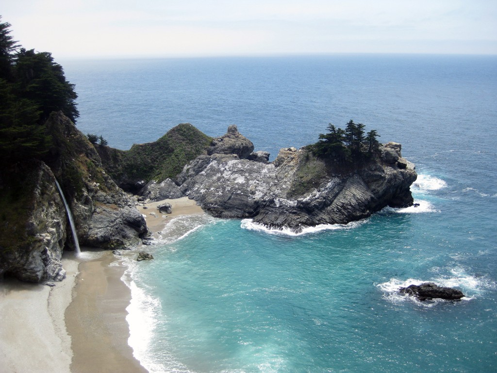 "image of waterfall at Julia Pfeiffer State Park, Big Sur"